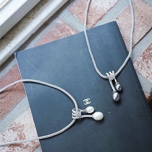 쉬즈마담 큐빅트위스트 진주 통줄목걸이 엄마옷 미시옷 엄마선물 아줌마옷 50대 60대 중년여성 마담 A40836