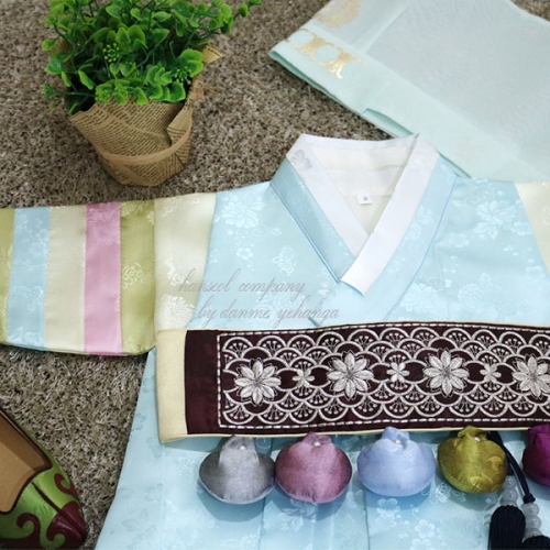 한설컴퍼니 H.5511 하늘 빛 푸르른 색동 남아한복