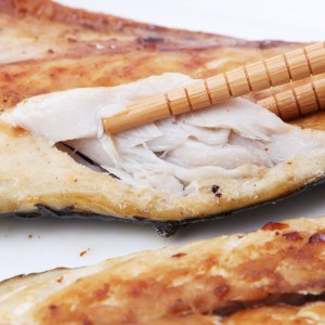 성원물산  복분자 고등어 선물세트 2kg