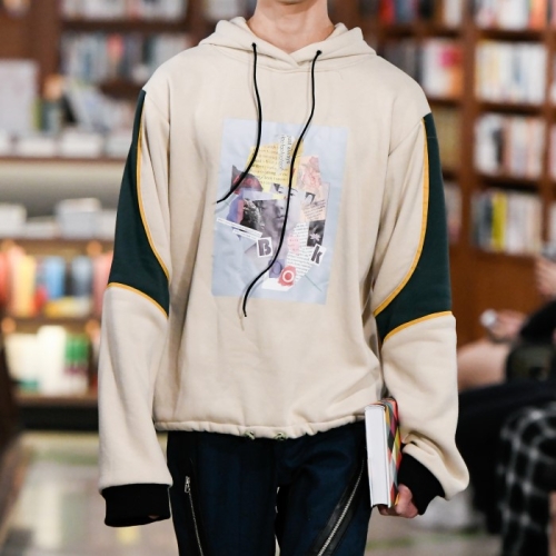 곽현주컬렉션 북 프린팅 후드 IVORY  2733913