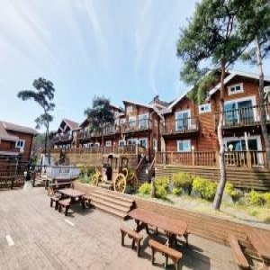 보령 통나무향기 펜션