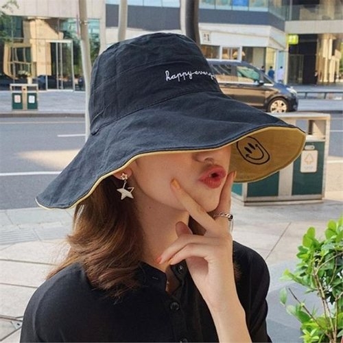 홀리지 초이스 스마일 넓은 양면 벙거지 챙모자 버킷햇