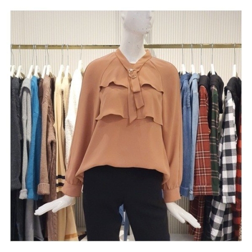 Ab.f.z 1   진주 브로치 포인트 프릴 블라우스 AOT4BB10J