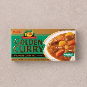 S&B  골든카레 약간매운맛 220g