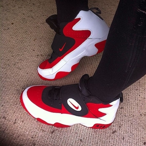 나이키 01-630911-100- -에어미션-화이트레드블랙