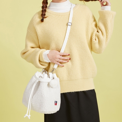 4ALL 4컬러 뽀글이 양털 플리스 크로스 버킷백 TFA835