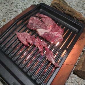 디바디바  아이언 무쇠 캠핑 그릴 삼겹살 캠핑 불판