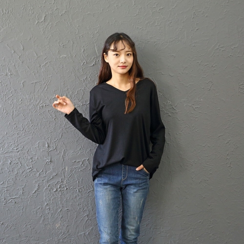 아이우먼 심플 브이 긴팔 티셔츠 WWw076M101 빅사이즈 사이즈에서 자유로운 그녀~
