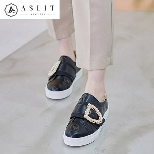 애슬릿 여성 진주 D 버클 스트랩 슬립온 운동화  6622830