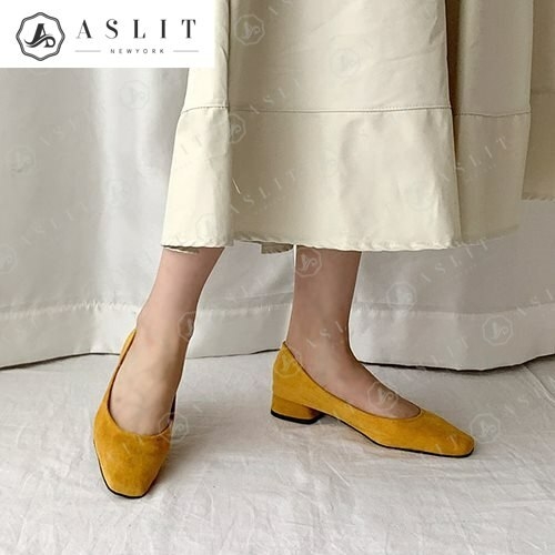 애슬릿 스웨이드 사각 코 베이직 여성 플랫 슈즈  6622871