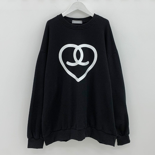 아이우먼 하티베이직맨투맨티 TGC710M102 빅사이즈 사이즈에서 자유로운 그녀~