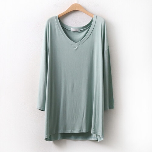 아이우먼 실키브이넥박스티 RA8888M102 빅사이즈 사이즈에서 자유로운 그녀~