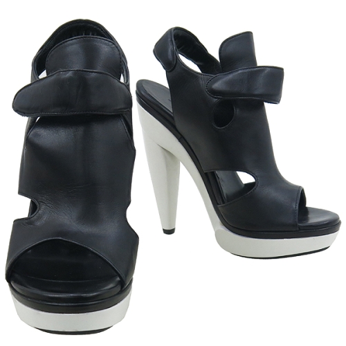 발렌시아가 구두 K0624CI