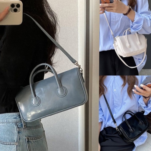 더블에이치 미니 스퀘어 숄더 크로스백 HH-G60 W8DA40C