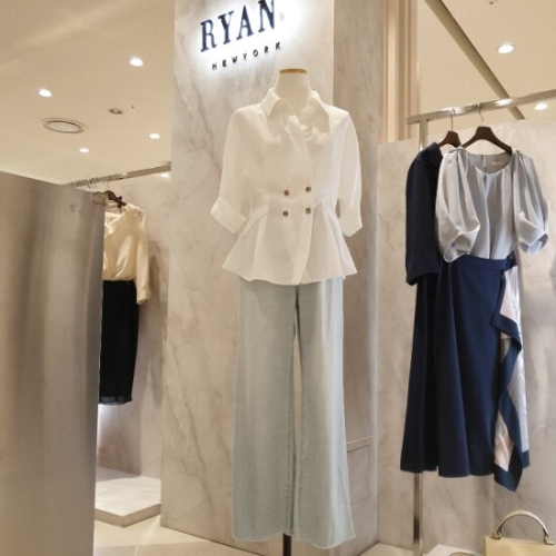 리안뉴욕 롯데역사 주 페플럼 카라 블라우스 RPFW03ABL