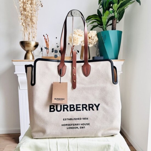 버버리 로고 라지 캔버스 토트백_8031319