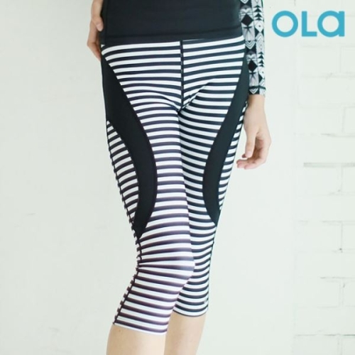 올라  OLA 스트라이프 크롭 워터 레깅스 P00000BN