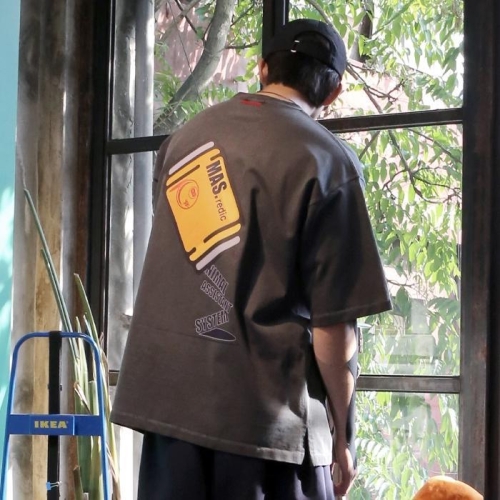 마스 MAS 드링크 티셔츠_챠콜 7173579