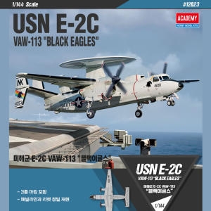 아카데미과학  1/144 미해군 E-2C VAW-113 블랙이글스